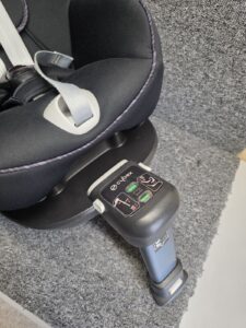 Cybex Sirona M2 z bazą isofix do 18 kg
